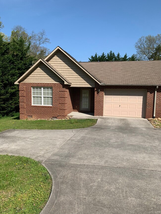 13290 Old Stage Rd Rentals in Lenoir City, TN