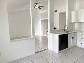 1156 Grandview Cir in Royal Palm Beach, FL - Building Photo - Building Photo