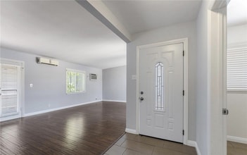 1218 E Washington Blvd in Pasadena, CA - Foto de edificio - Building Photo