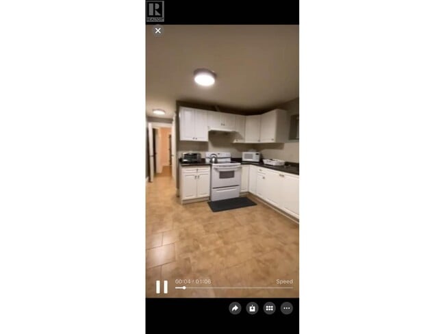 7721 13th St in Burnaby, BC - Building Photo - Building Photo