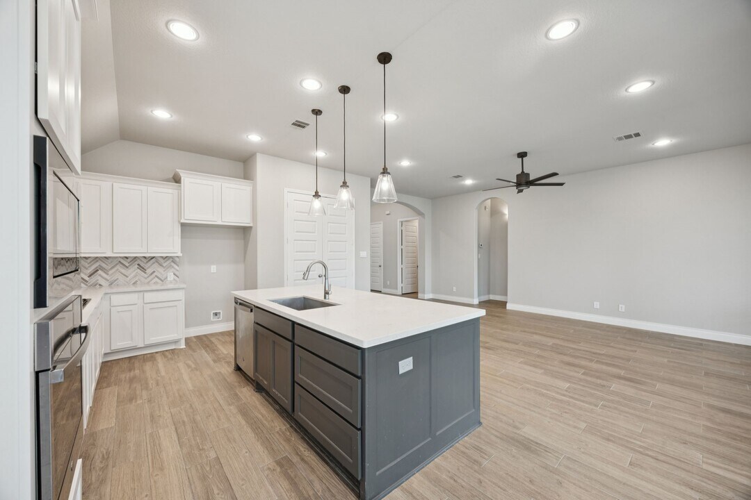 12502 Kinmundy Ln in Richmond, TX - Building Photo
