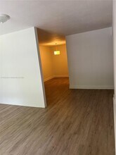 7925 SW 86th St in Miami, FL - Building Photo - Building Photo
