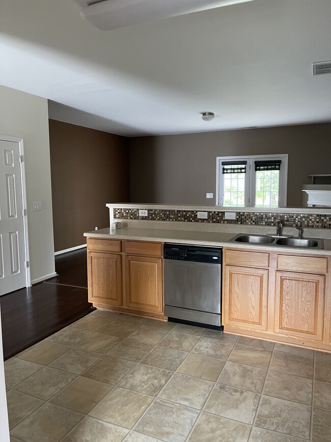 5 Arbor Hl Pl in McLeansville, NC - Building Photo - Building Photo