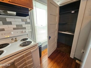 51 Sacandaga Rd in Scotia, NY - Building Photo - Building Photo