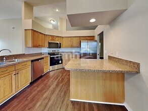 3334 Lakeview Cir in Melbourne, FL - Foto de edificio - Building Photo