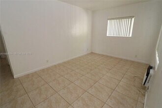 1708 N 16th Ave in Hollywood, FL - Building Photo - Building Photo