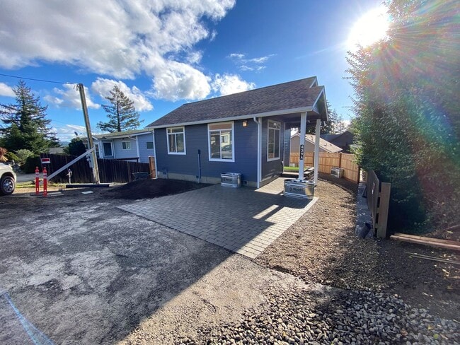 property at 439 Wall St