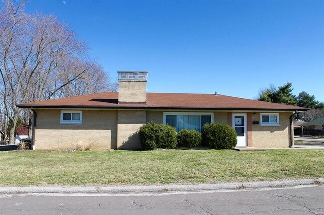 property at 3730 Eminence Blvd