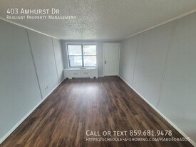 403 Amhurst Dr in Erlanger, KY - Building Photo