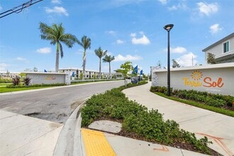 1451 SE 7th Ter in Homestead, FL - Building Photo - Building Photo