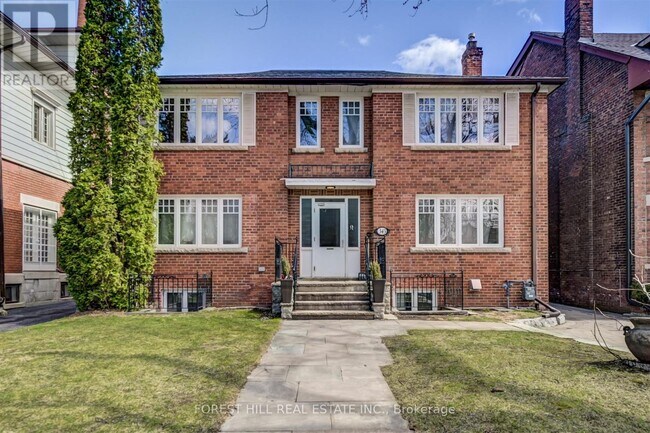 345 Walmer Rd in Toronto, ON - Building Photo - Building Photo
