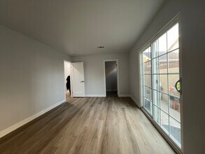 8901 Blackheath Cir in Westminster, CA - Building Photo - Building Photo