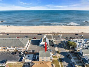 100 18th Ave in Belmar, NJ - Building Photo - Building Photo