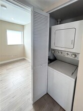 2400 NE 26th St in Fort Lauderdale, FL - Building Photo - Building Photo