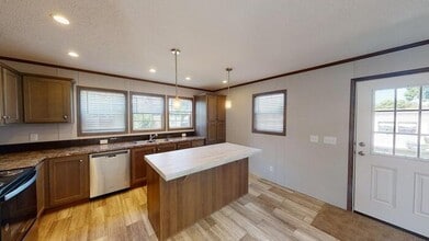 111 American Ave in Bismarck, ND - Building Photo - Building Photo