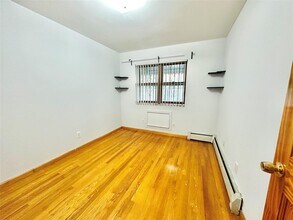 43-23 215th Pl in Queens, NY - Building Photo - Building Photo