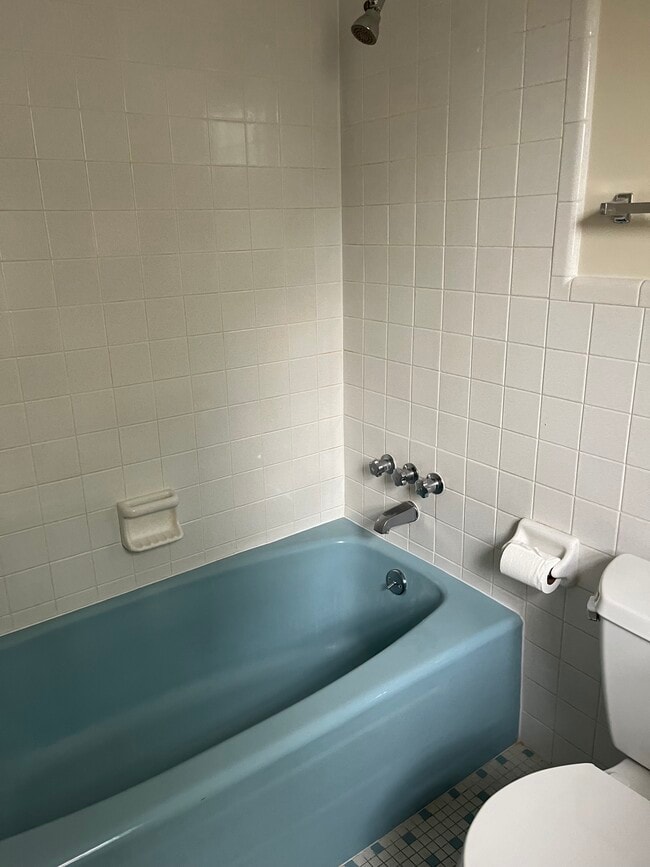 80 Anderson Hill Rd, Unit 80A in Bernardsville, NJ - Building Photo - Building Photo