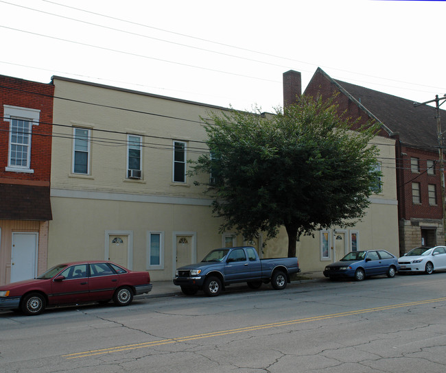 Twentieth Street Apartments in Huntington, WV - Building Photo - Building Photo