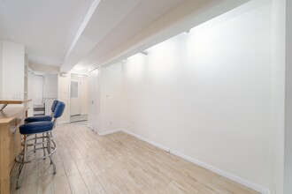 1205 Bloomfield St in Hoboken, NJ - Building Photo - Building Photo