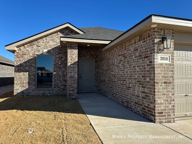 2010 Cottonwood Ave in Wolfforth, TX - Building Photo - Building Photo