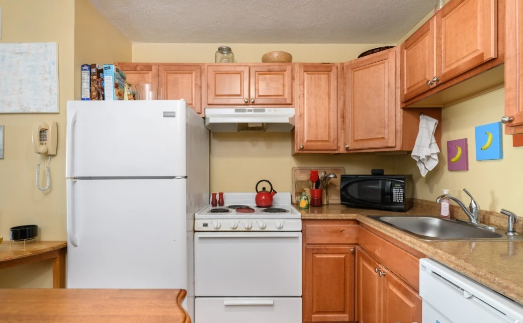254 Summer St in Somerville, MA - Building Photo