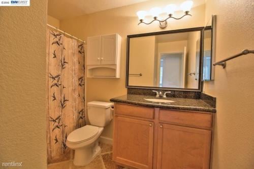 37294 Spruce Terrace in Fremont, CA - Building Photo