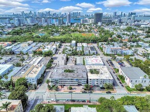 1409 Euclid Ave in Miami Beach, FL - Building Photo - Building Photo