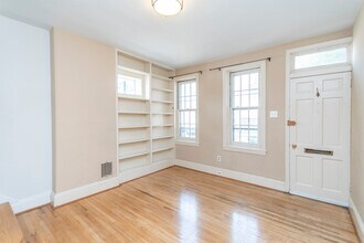 527 S Lecount St in Philadelphia, PA - Building Photo - Building Photo