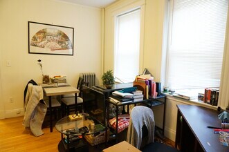 42 Strathmore Rd, Unit 1 in Boston, MA - Building Photo - Building Photo