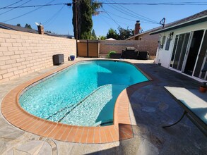 3207 E Juniper Ave in Orange, CA - Building Photo - Building Photo