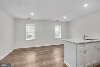 541 N Orianna St in Philadelphia, PA - Building Photo - Building Photo
