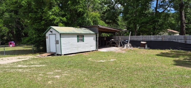 10613 SE 54th Ave in Belleview, FL - Building Photo - Building Photo