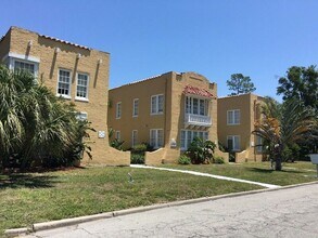 410 E 14th St-Unit -102 in Sanford, FL - Building Photo - Building Photo