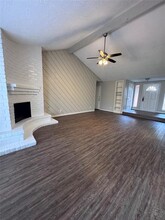 4934 Pine Cliff Dr in Houston, TX - Building Photo - Building Photo