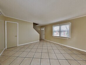 158 Highland Ave, Unit Apt 2 in Holly Hill, FL - Building Photo - Building Photo
