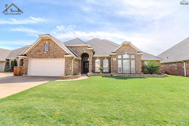 property at 4937 Silver Crest Dr