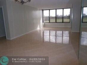 2767 Carambola Cir N in Coconut Creek, FL - Building Photo - Building Photo