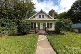 1225 Kennon St in Charlotte, NC - Building Photo - Building Photo