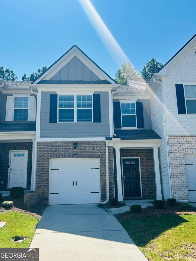 44 Chastain Cir in Newnan, GA - Building Photo - Building Photo