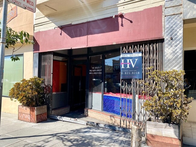 property at 610 Irving St