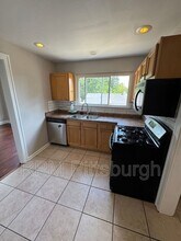 397 Moon Clinton Rd in Coraopolis, PA - Building Photo - Building Photo