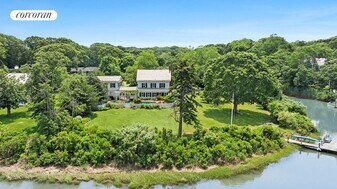 1160 Goose Creek Ln in Southold, NY - Building Photo