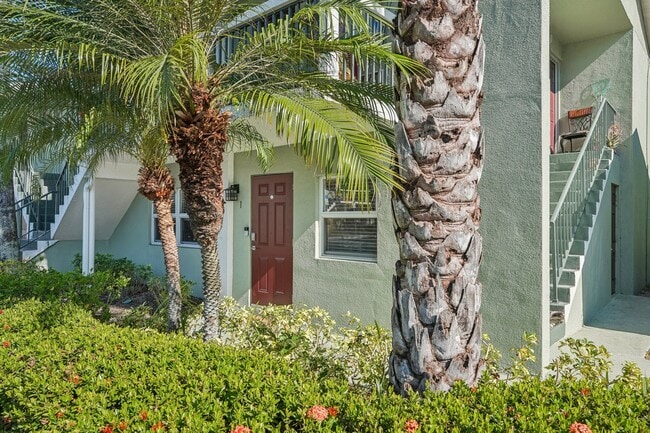 Riverwalk Apartments