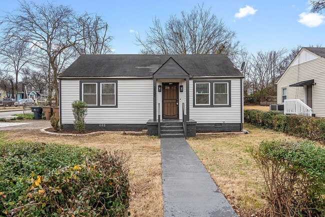 property at 2901 Scott Ave