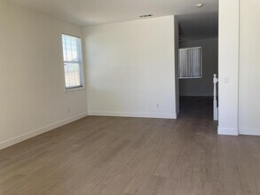 12948 George Town Ln in Victorville, CA - Building Photo - Building Photo