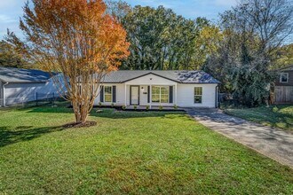 283 E Hampton Ave in Spartanburg, SC - Foto de edificio - Building Photo