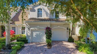 12850 Carrington Cir in Naples, FL - Building Photo