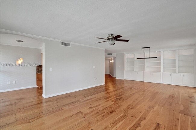 property at 1101 River Reach Dr