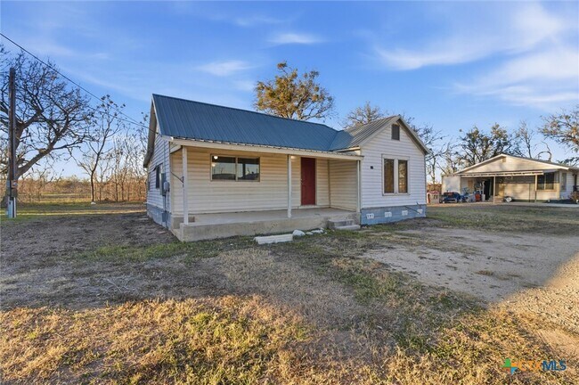 204 Salinas Rd in San Marcos, TX - Building Photo - Building Photo