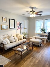 3108 Walling Dr, Unit C in Austin, TX - Foto de edificio - Building Photo